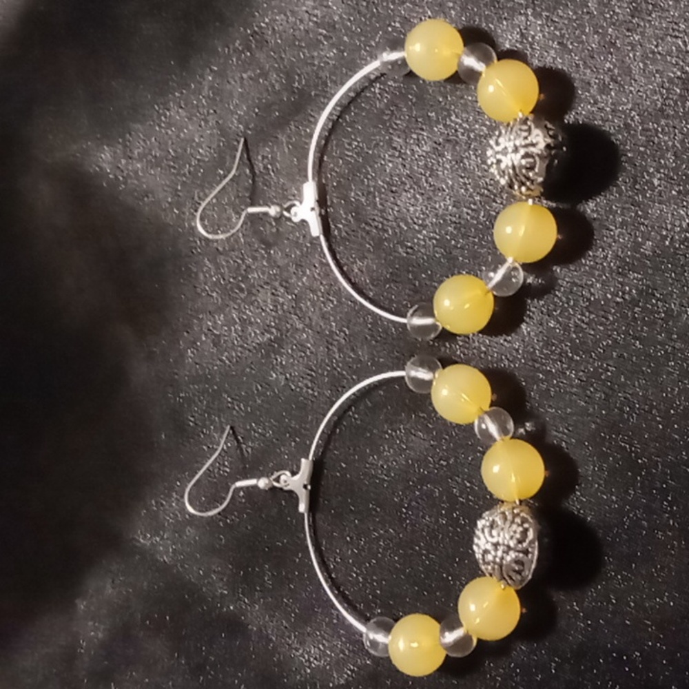 Yellow and silver beaded hoop earrings with 925 hooks.
